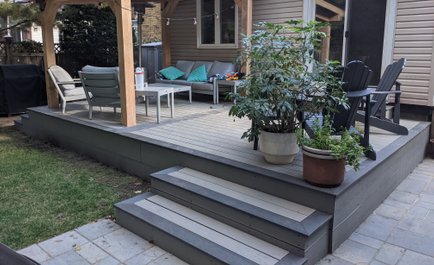 composite deck with cedar pergola
